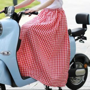 Váy Nắng– Bí Kíp Diện Đẹp Mùa Hè Không Thể Thiếu Cho Hội Chị Em Trong Năm 2025 2 Váy Chống Nắng Đen